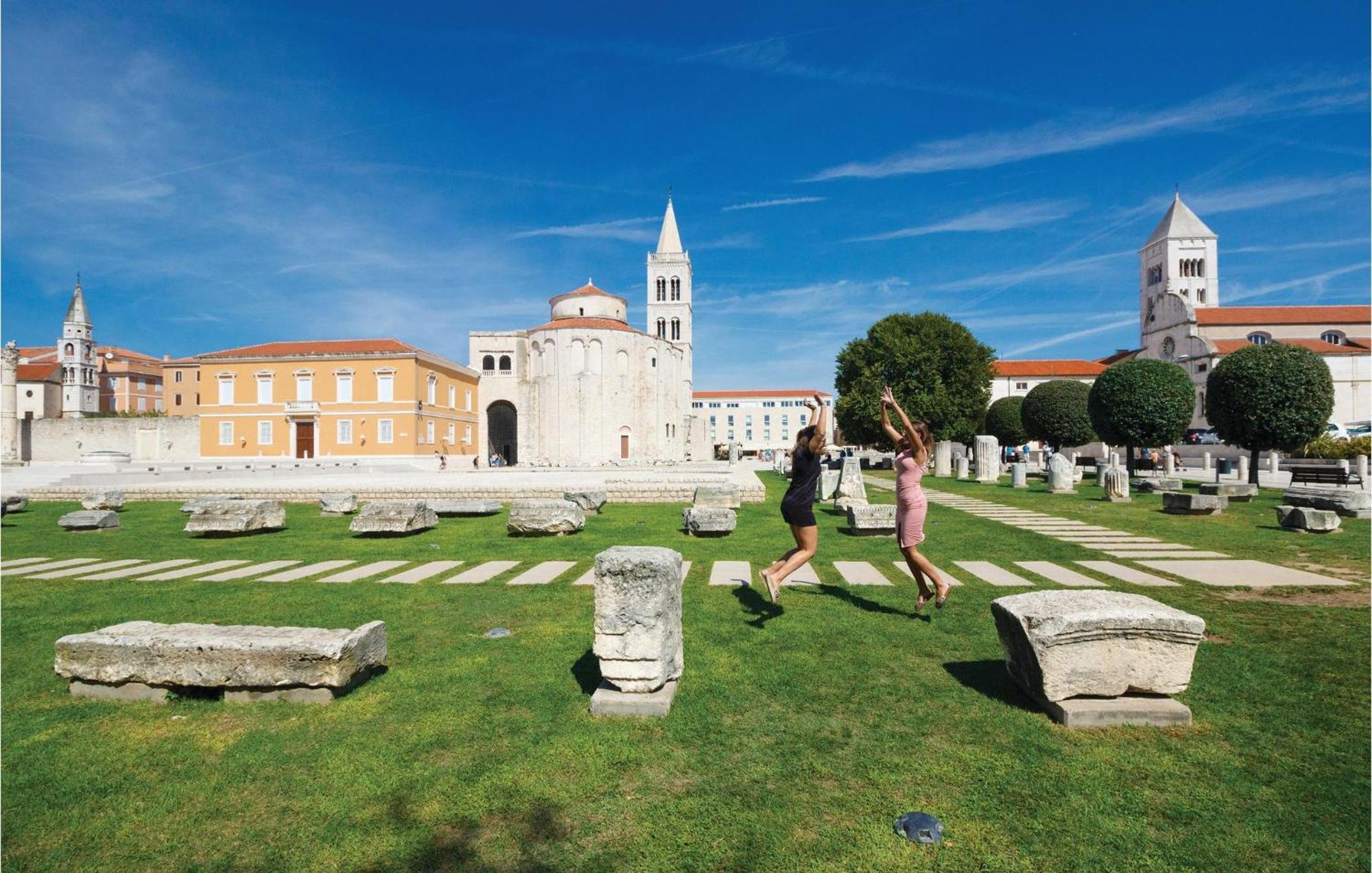 Nice Apartment In Zadar With Kitchen Εξωτερικό φωτογραφία