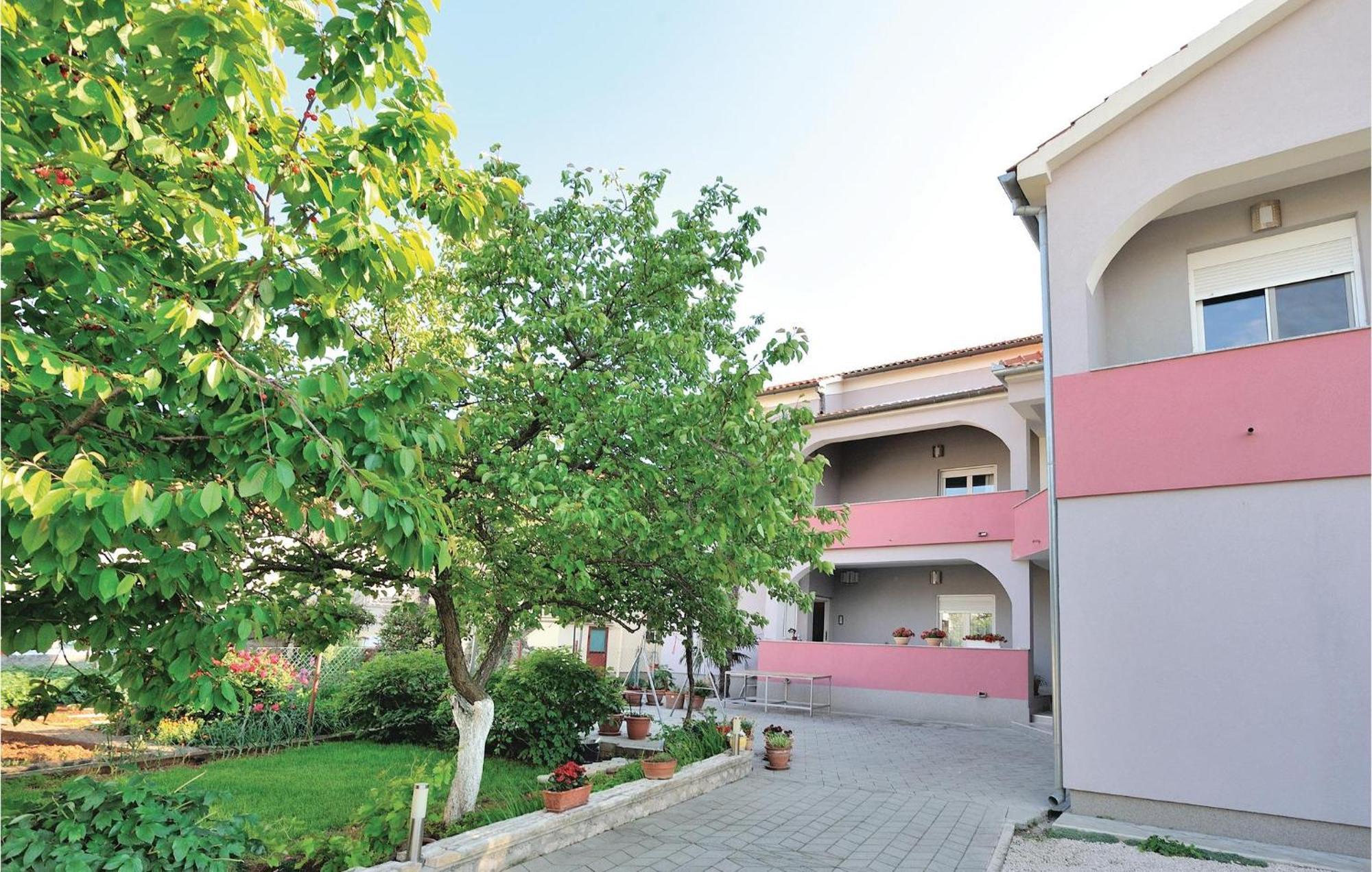 Nice Apartment In Zadar With Kitchen Εξωτερικό φωτογραφία