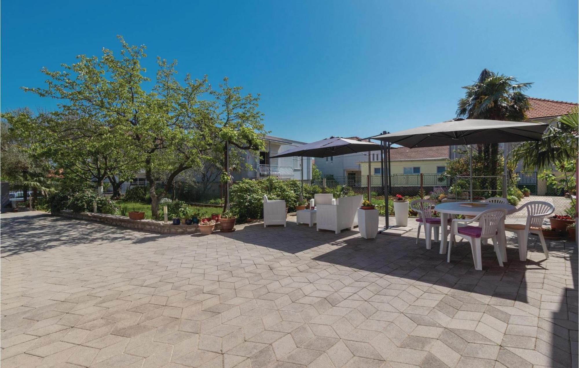 Nice Apartment In Zadar With Kitchen Εξωτερικό φωτογραφία